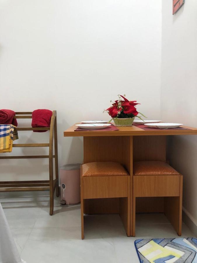 Wish Residence Seaside, Near Durdans & Vasan Eye Care Hospital, Colombo 3 Ngoại thất bức ảnh
